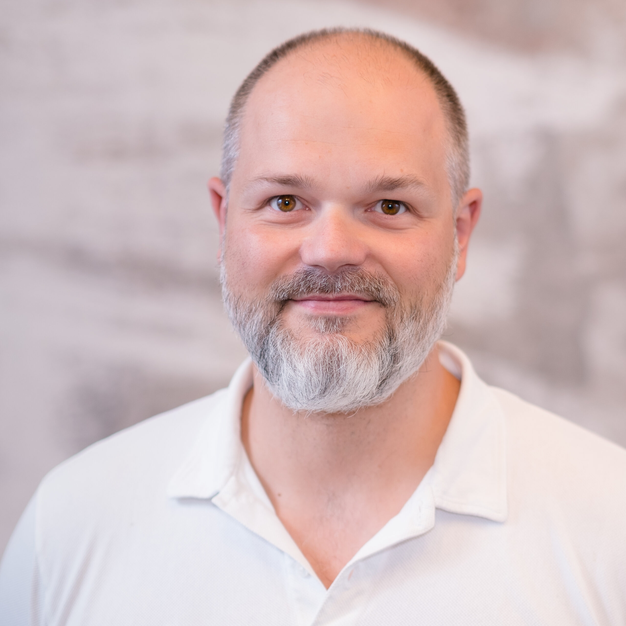 Portraitfoto Dr. Györi